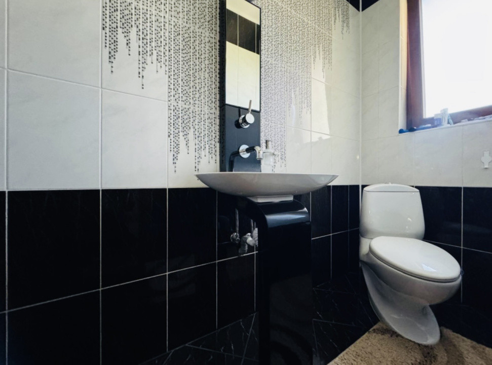 Vila individuala 5 camere | Piscina acoperita | Teren 2200mp | Domnesti