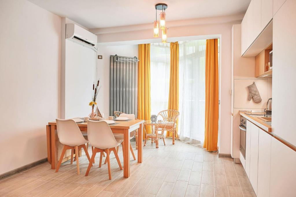 Pachet investitional | 4 apartamente mobilate | Mamaia- Alezzi Beach