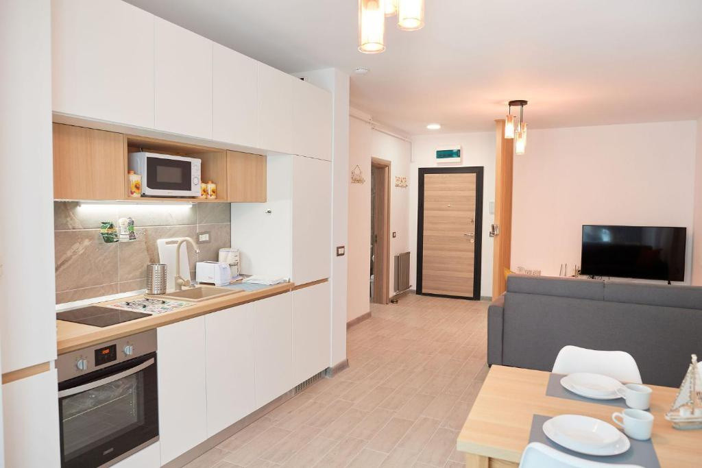 Pachet investitional | 4 apartamente mobilate | Mamaia- Alezzi Beach