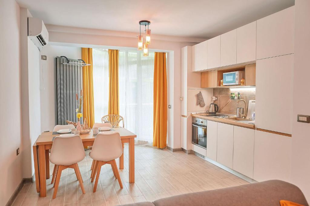 Pachet investitional | 4 apartamente mobilate | Mamaia- Alezzi Beach