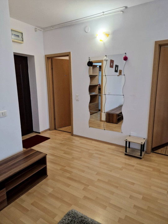 Garsonieră vanzare etaj 3/10, loc parcare inclus Complex Răsărit de Soare 