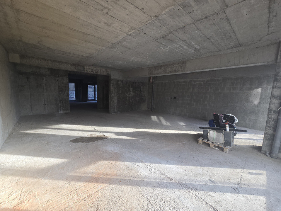 Spatiu comercial 138 m- nou cu parcare | Dr. Taberei - Auchan