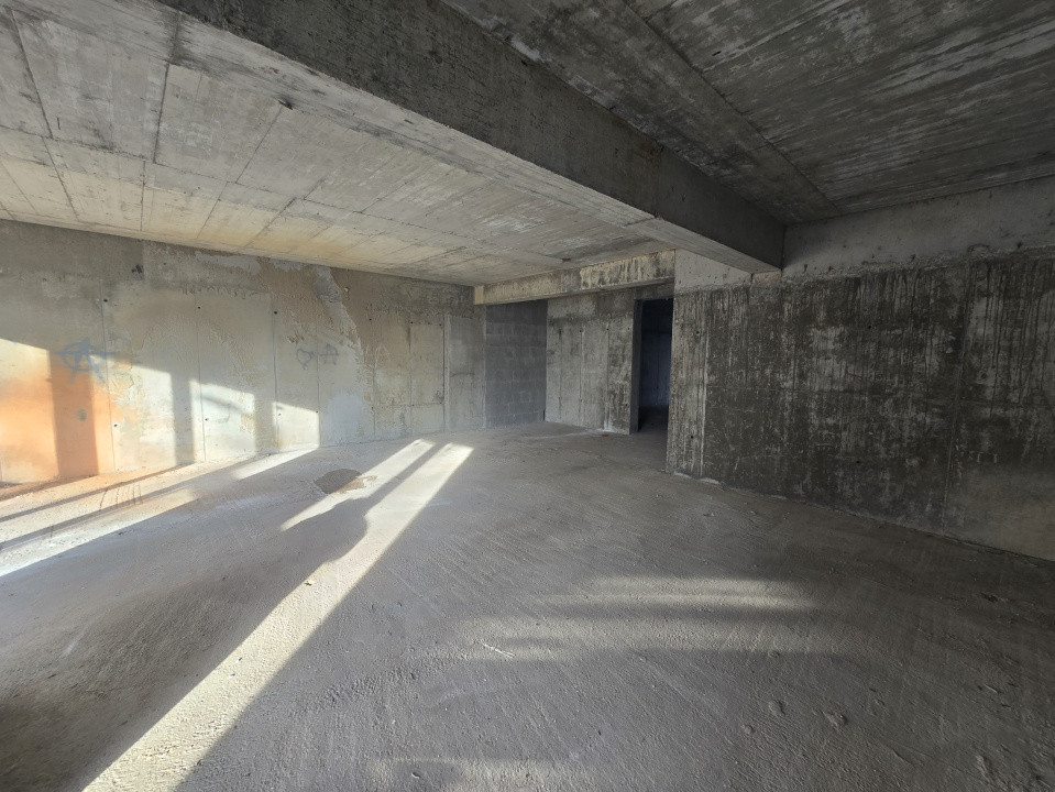 Spatiu comercial 138 m- nou cu parcare | Dr. Taberei - Auchan