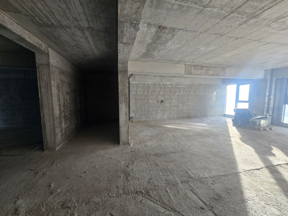 Spatiu comercial 138 m- nou cu parcare | Dr. Taberei - Auchan