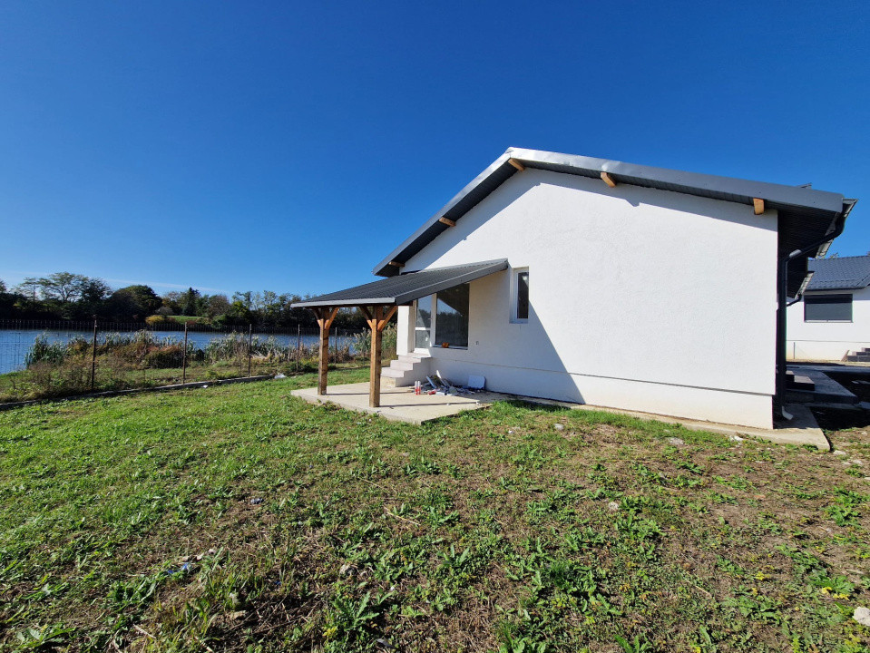 Vânzare casă parter  cu 4 camere Vedere la lac – Buftea, Strada Fulger