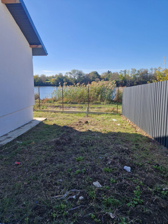 Vânzare casă parter  cu 4 camere Vedere la lac – Buftea, Strada Fulger