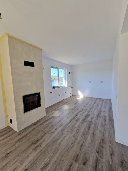 Vânzare casă parter  cu 4 camere Vedere la lac – Buftea, Strada Fulger