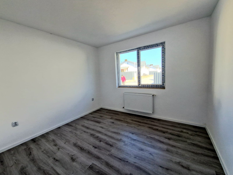 Vânzare casă parter  cu 4 camere Vedere la lac – Buftea, Strada Fulger