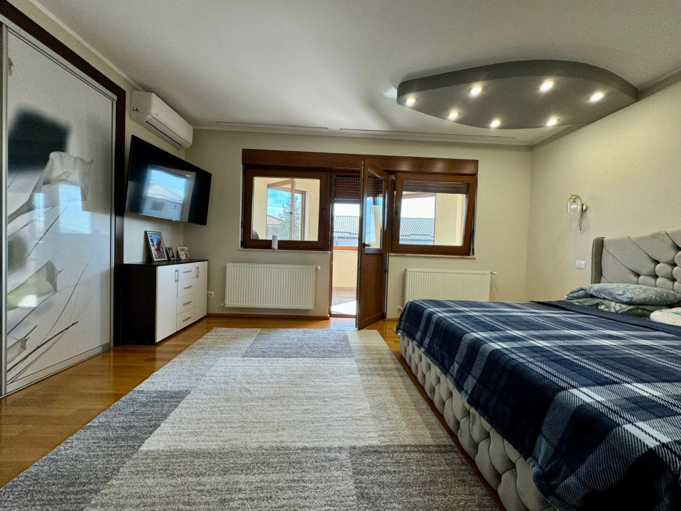 Vila 5 camere | Piscina acoperita | Teren 2200mp | Domnesti