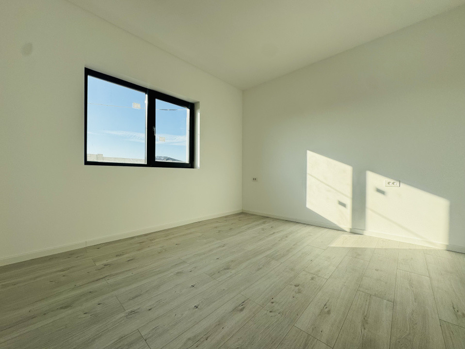 Casa individuala 4 camere | Incalzire in pardoseala | Teren 350mp | Clinceni