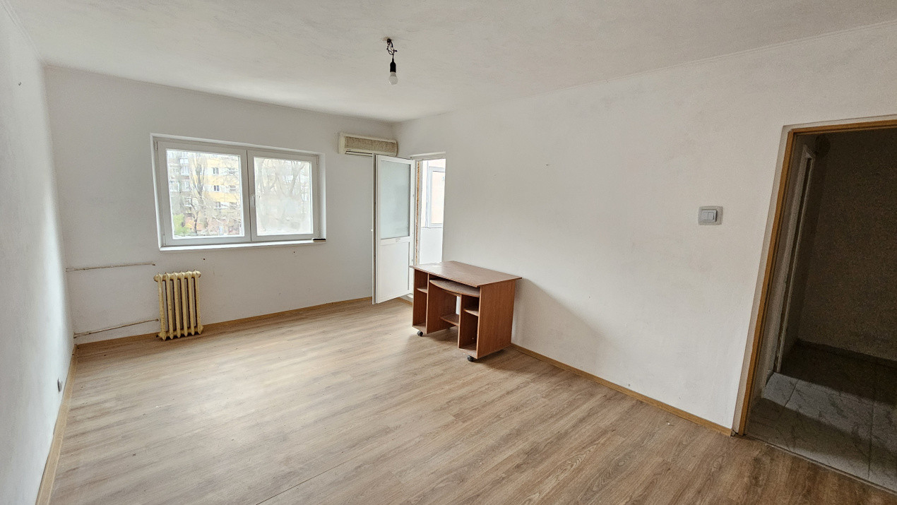 Apartament 2 camere de vanzare 