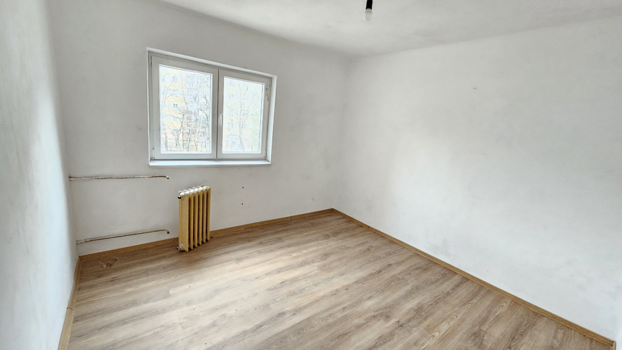 Apartament 2 camere de vanzare 