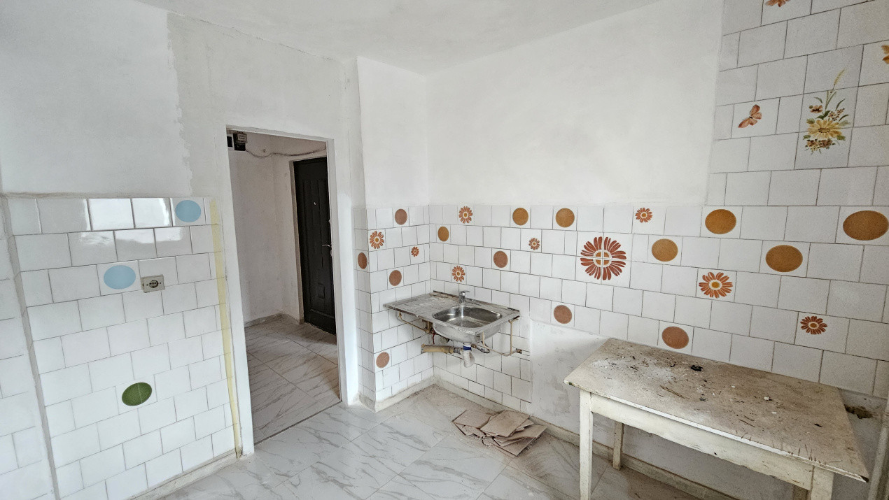Apartament 2 camere de vanzare 
