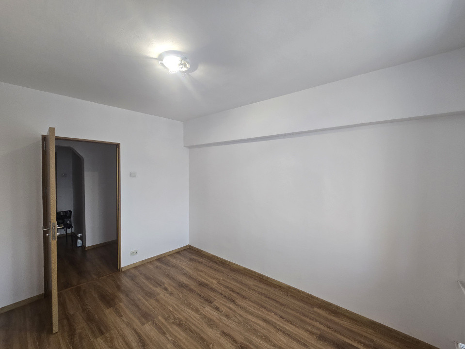 Apartament 3 camere renovat | COMISION 0% | Sos. Giurgiului- Progresul