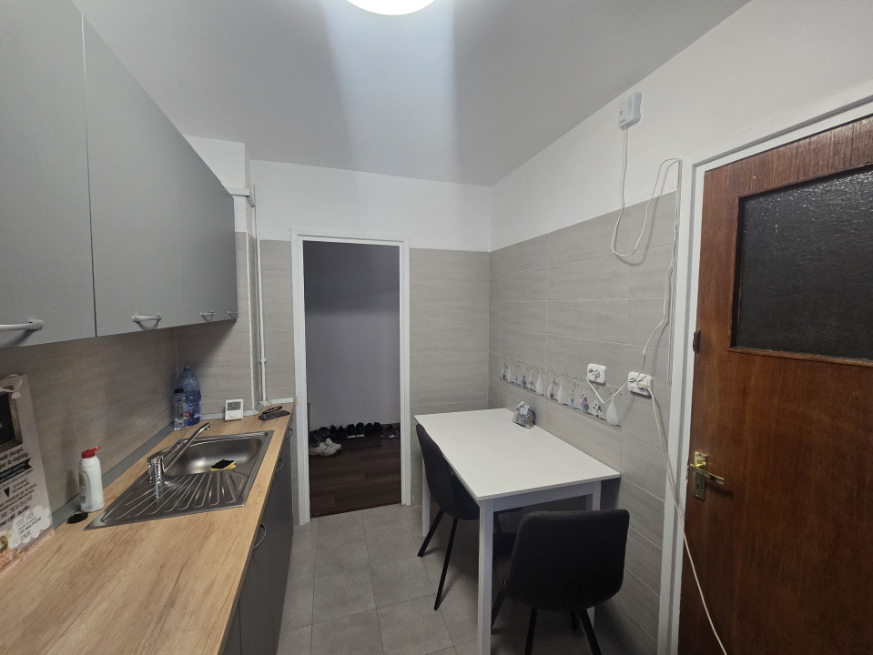 Apartament 3 camere mobilat | Centrala si Parcare | Dr. Taberei- Parc Moghioros