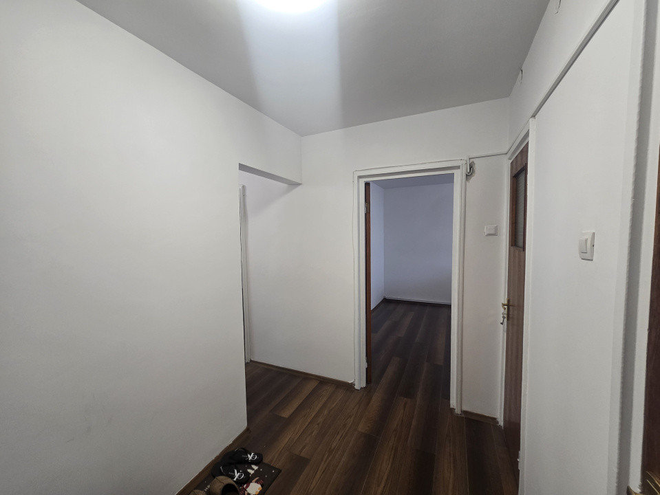 Apartament 3 camere mobilat | Centrala si Parcare | Dr. Taberei- Parc Moghioros