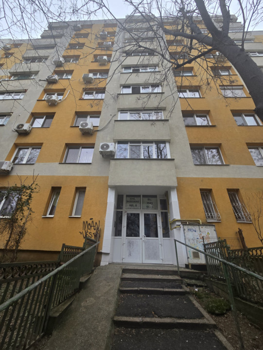 Apartament 3 camere mobilat | Parcare | Rahova - Str. Buzoieni