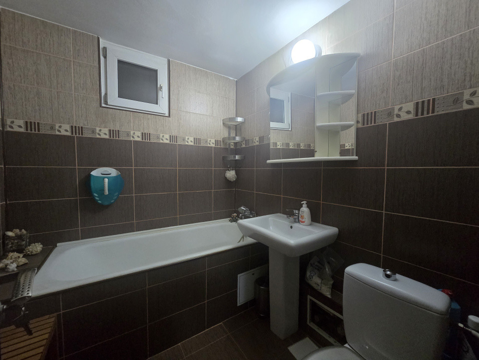 Apartament 3 camere mobilat | Parcare | Rahova - Str. Buzoieni
