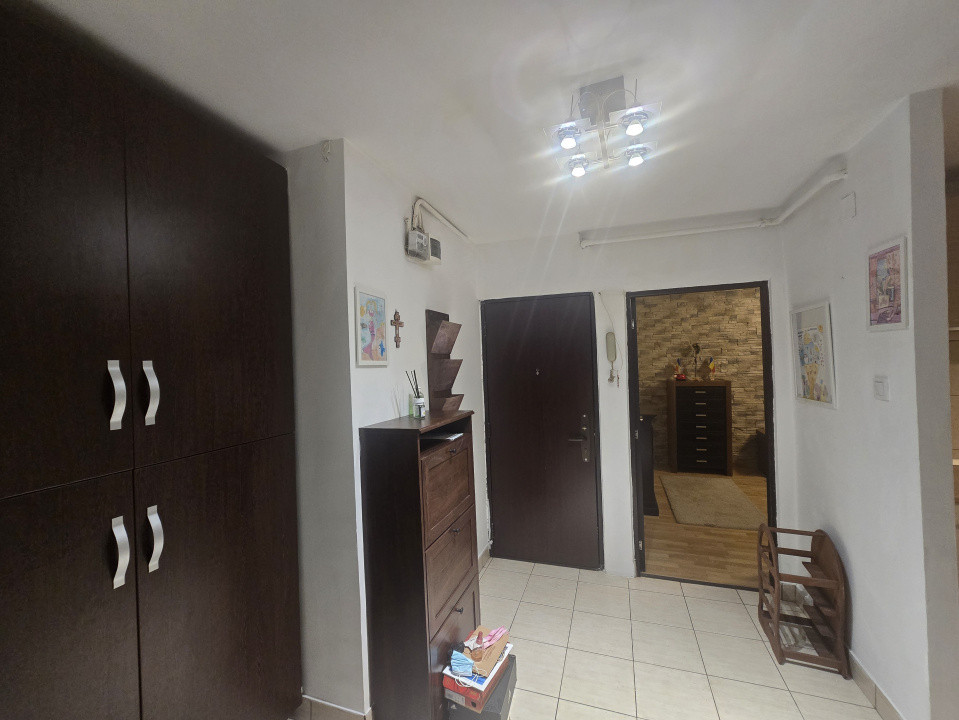 Apartament 3 camere mobilat | Parcare | Rahova - Str. Buzoieni