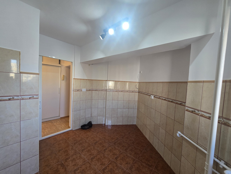  Apartament 4 camere renovat | COMISION 0% | Dr. Taberei- B-dul Ghencea 