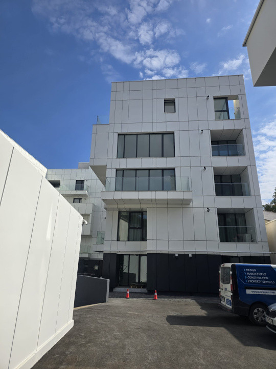 Apartament 3 camere nou  | Bloc boutique 2026 | Decebal- Piata Alba Iulia