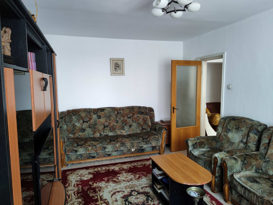 3 camere decomandat | 5 min Metrou 1 Decembrie 1918  | Etaj 6/10| Comision 0%