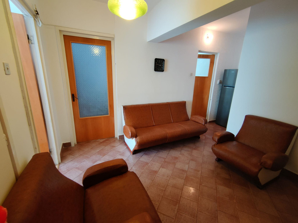 3 camere decomandat | 5 min Metrou 1 Decembrie 1918  | Etaj 6/10| Comision 0%