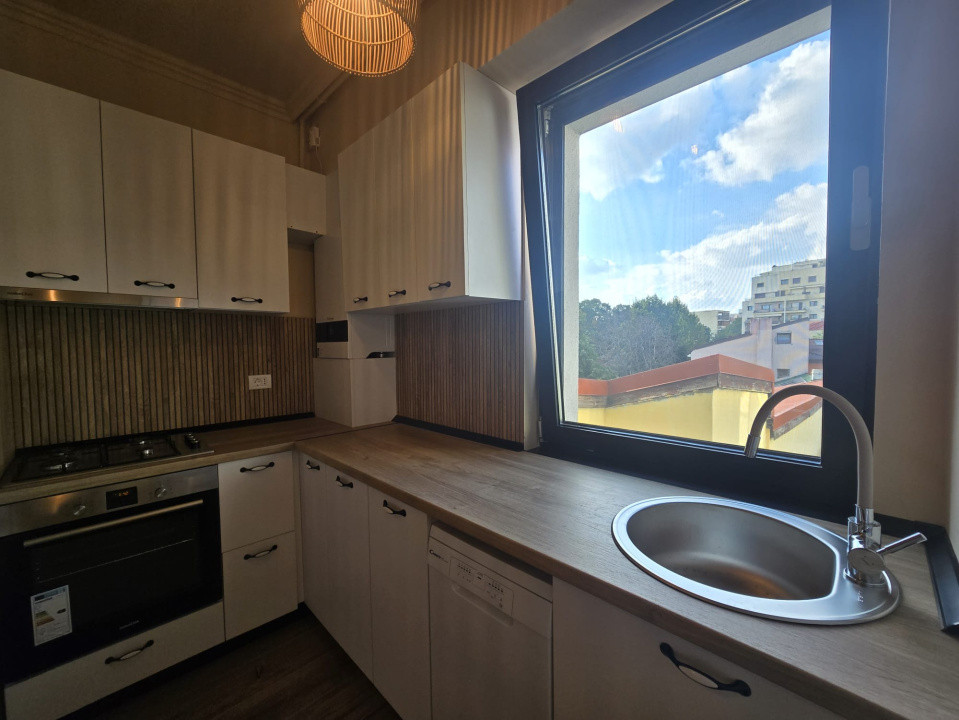 Apartament nou 2 camere mobilat | Parcare | Decebal- Piata Alba Iulia