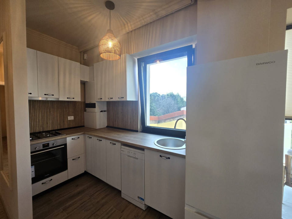 Apartament nou 2 camere mobilat | Parcare | Decebal- Piata Alba Iulia