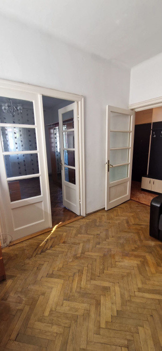 2 camere | 39,67 mp + demisol ~20 mp în proprietate| Ion G. Racoțeanu 14 -Unirii