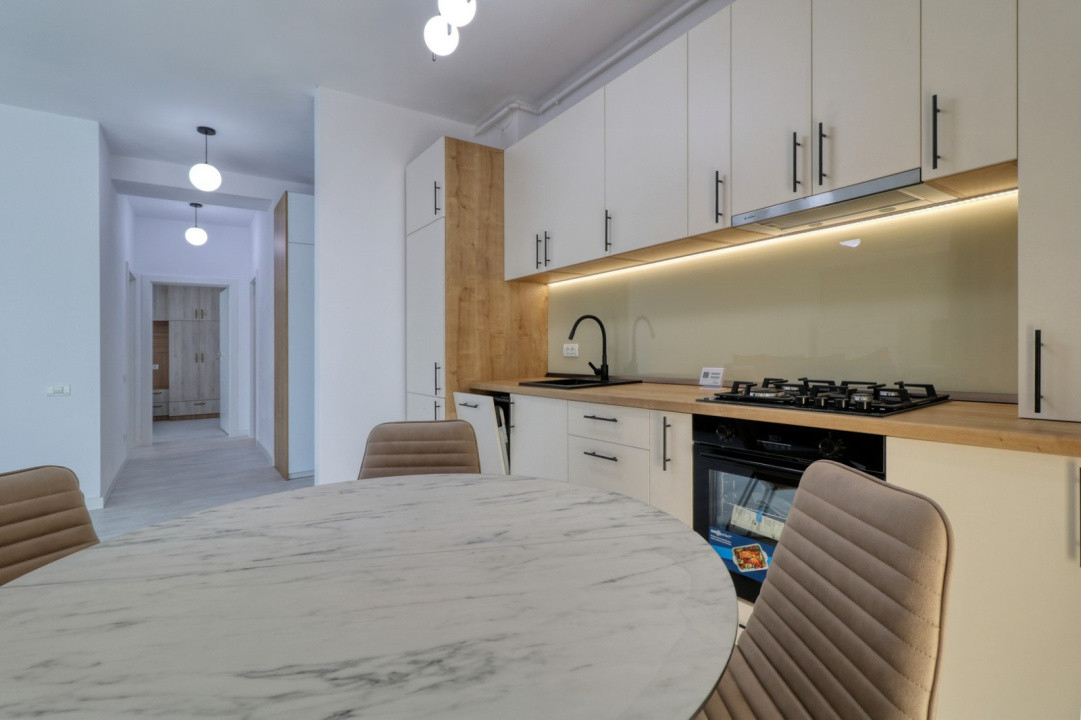 Apartament nou 3 camere mobilat | Parcare | Decebal- Piata Alba Iulia