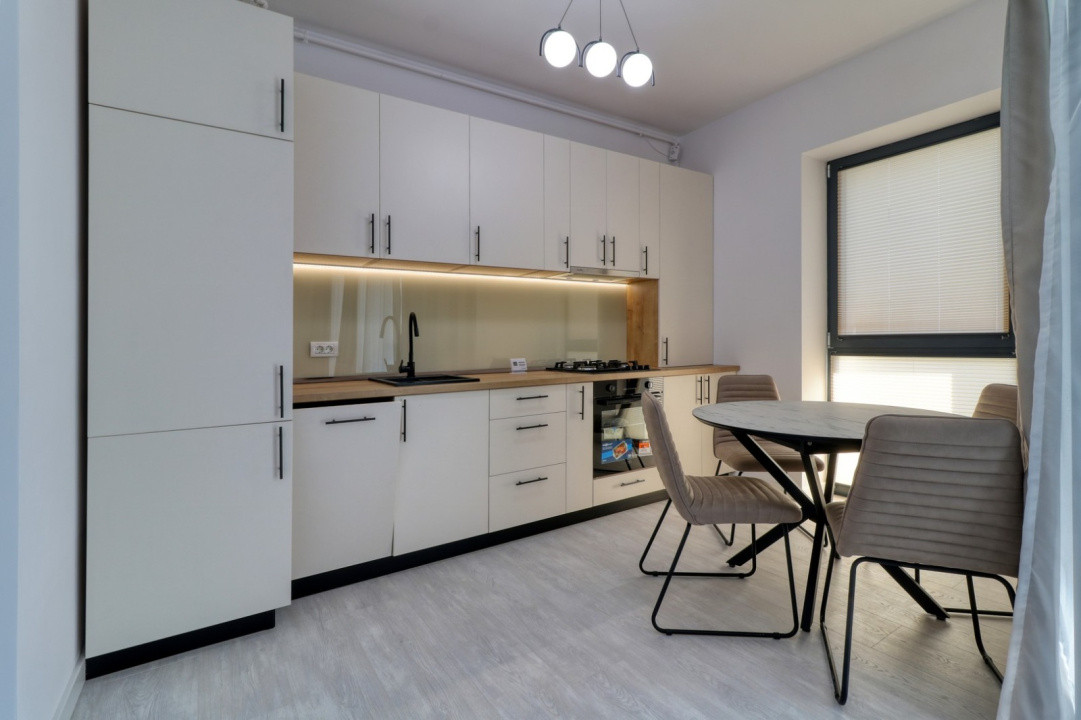 Apartament nou 3 camere mobilat | Parcare | Decebal- Piata Alba Iulia